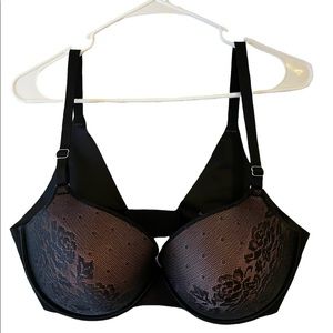Black lace bra